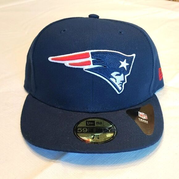 New England Patriots Fitted Hat - Picture 1 of 6